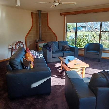 The Tigers Lair Accomadation Villa Mole Creek Ngoại thất bức ảnh